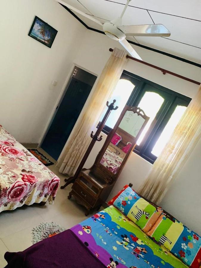 Induruwa Villa Bentota Ngoại thất bức ảnh